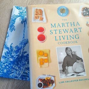 The Martha Stewart Living Cookbook - Vintage 2000 Hardcover Dust Jacket